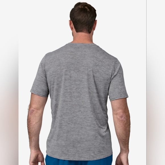 LIKE NEW Patagonia Men's Capilene® Cool Daily Shirt - Picture 2 of 9